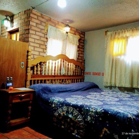 Hotel Plaza Мазамитла Экстерьер фото