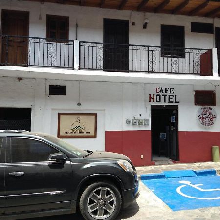Hotel Plaza Мазамитла Экстерьер фото