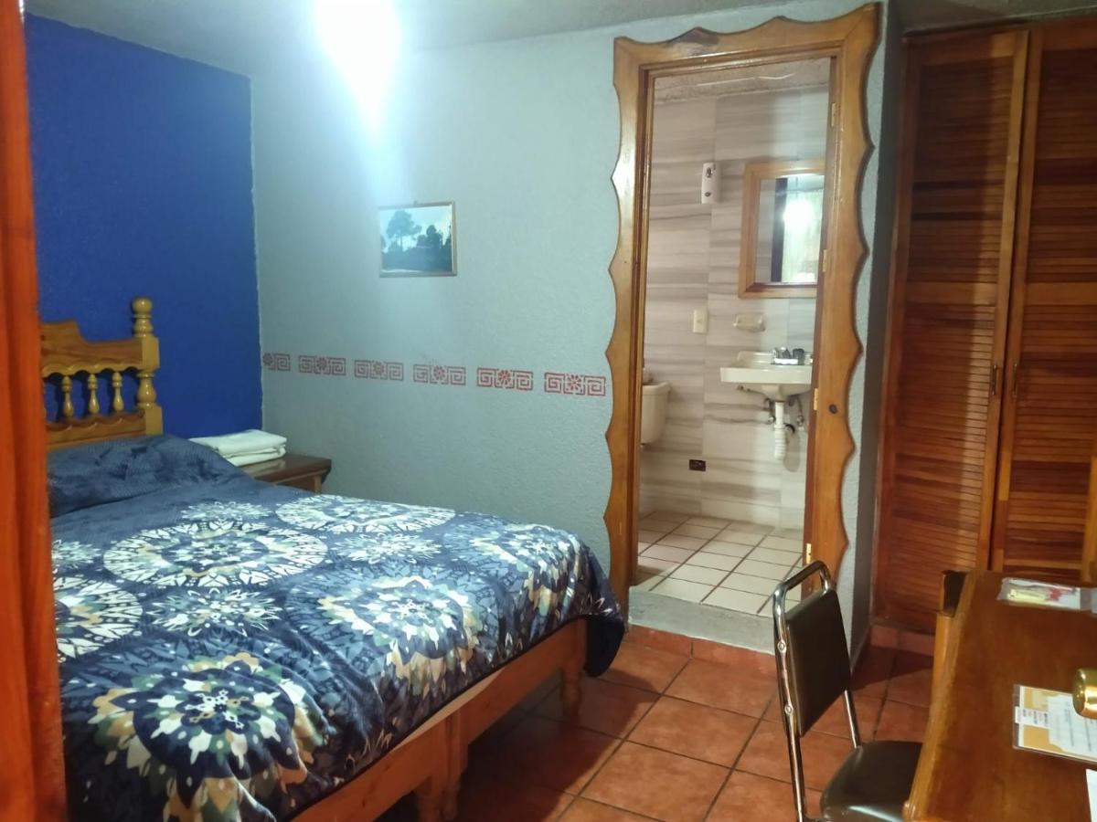 Hotel Plaza Мазамитла Экстерьер фото
